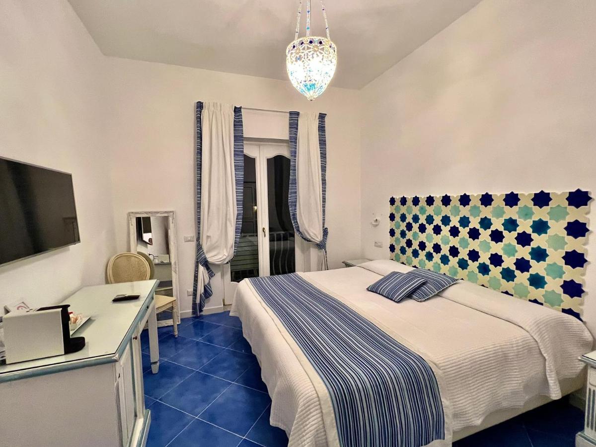 Hotel Villa Delle Palme In Positano Eksteriør billede