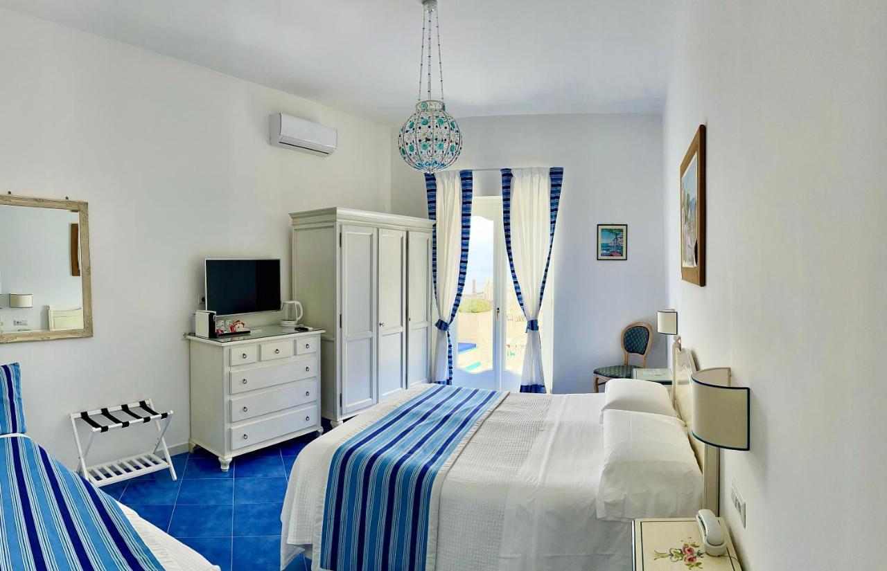 Hotel Villa Delle Palme In Positano Eksteriør billede