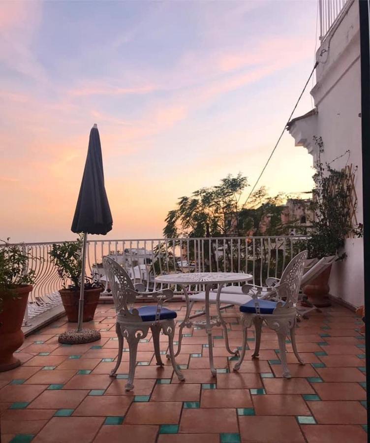 Hotel Villa Delle Palme In Positano Eksteriør billede