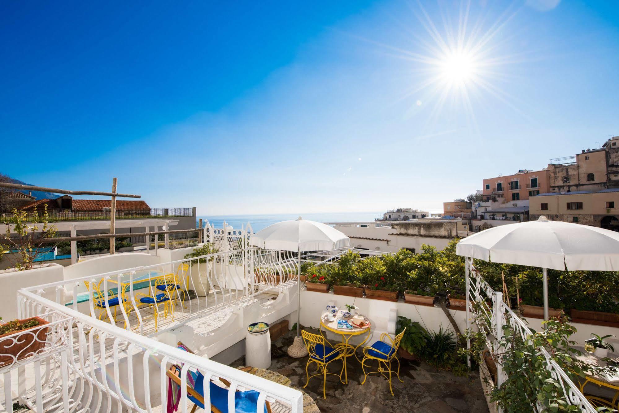 Hotel Villa Delle Palme In Positano Eksteriør billede